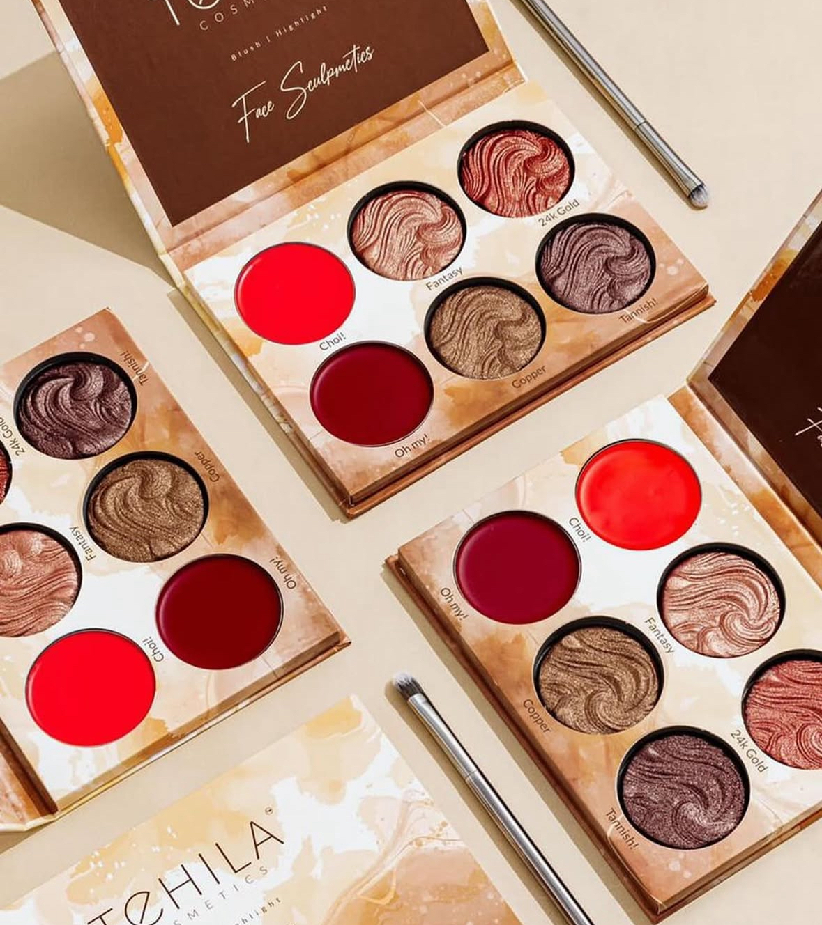 Highlighter & Blush palette by Tehila