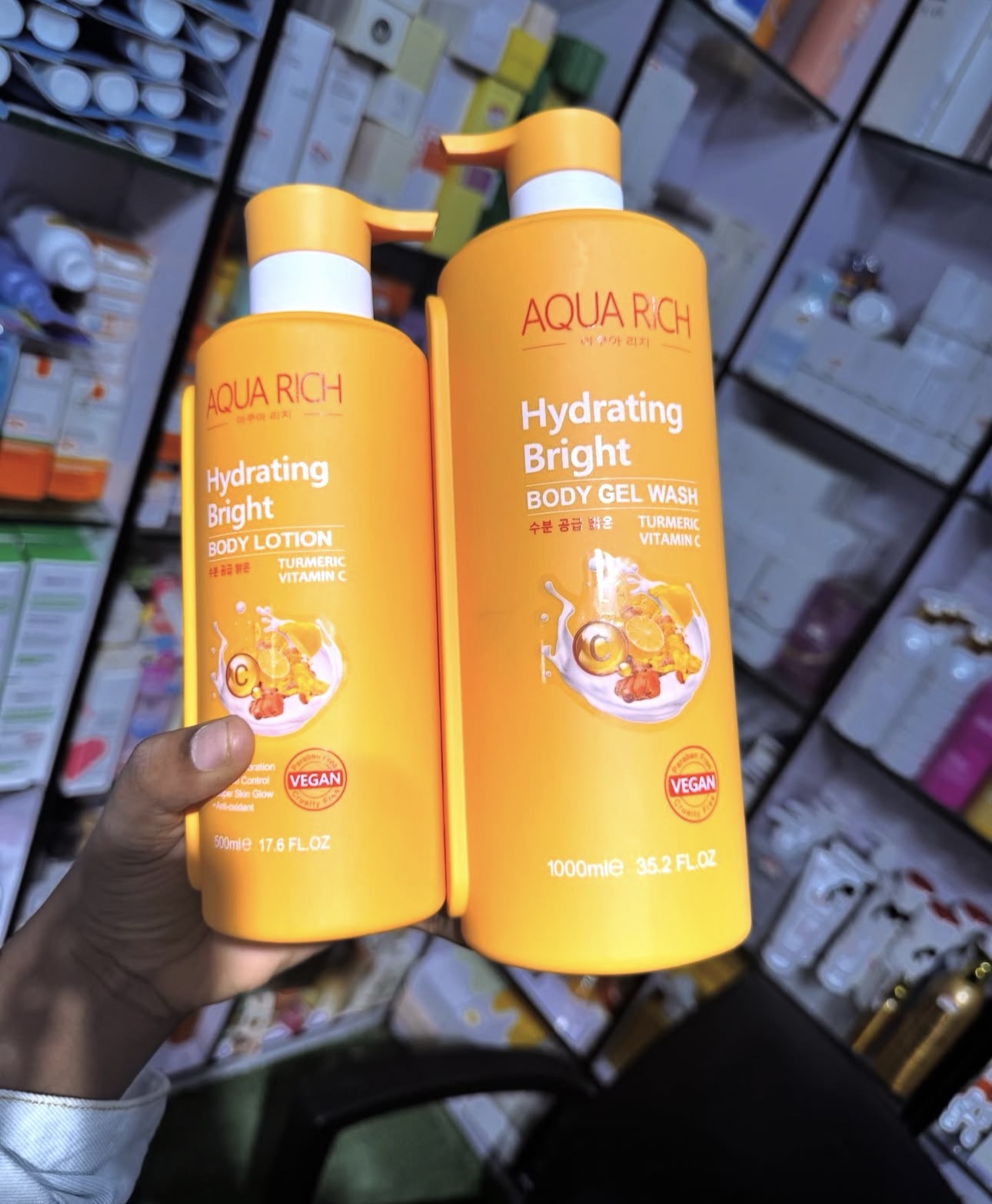 Pack Duo Aqua Rich Hydrating Bright — Gel Douche + Lotion Corps – Image 2